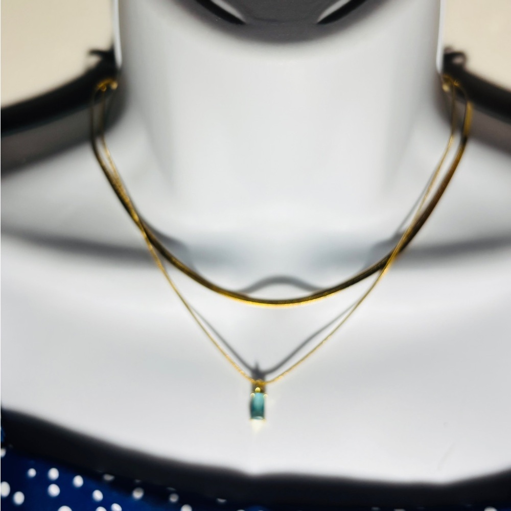 18 k Gold pleaded and Green Necklace Set